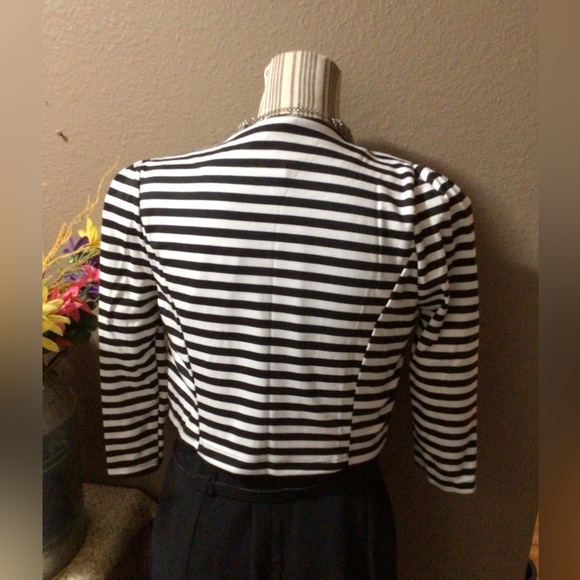 FOREVER 21 STRIPE JACKET - Picture 2 of 15
